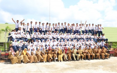 Foto bersama siswa kelas IX